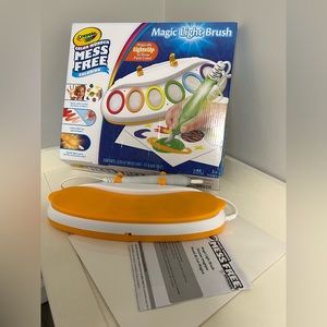Crayola Color Wonder Mess Free Magic Light Brush